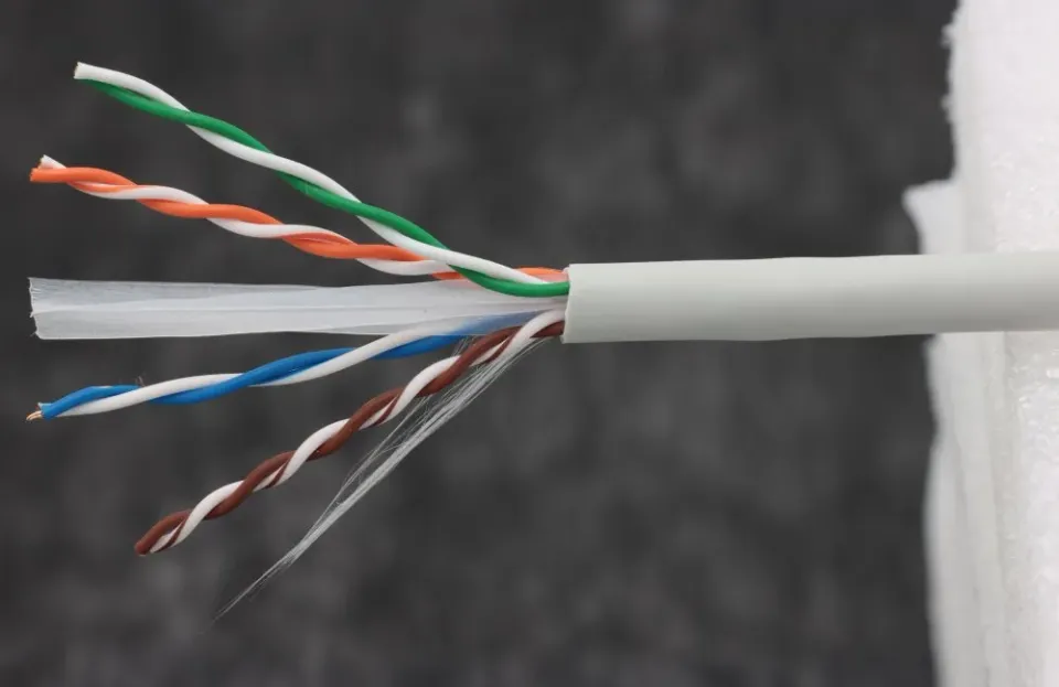 PLANET kabel UTP, lanko, 4pár, Cat6, LS0H, ELITE, Dca, balení 305m