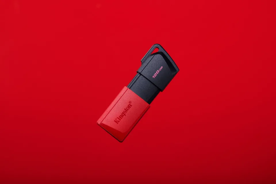 KINGSTON DataTraveler EXODIA M 128GB USB3.2 Gen1 flash drive (červený černý)