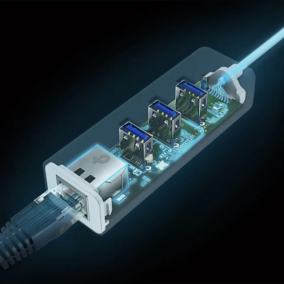 TP-Link UE330C USB-C/Ethernet síťový adaptérm USB hub (1xUSB3.0 -> 1xGbE, 3xUSB3.0)