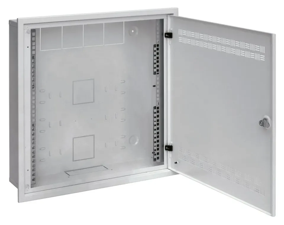 Solarix rozvaděč LC-18 do zdi s lištami 2U, 4U a 11U, 550x550 šedá RAL7035 s rámečkem k zazdění LC-18-55-15-W-G