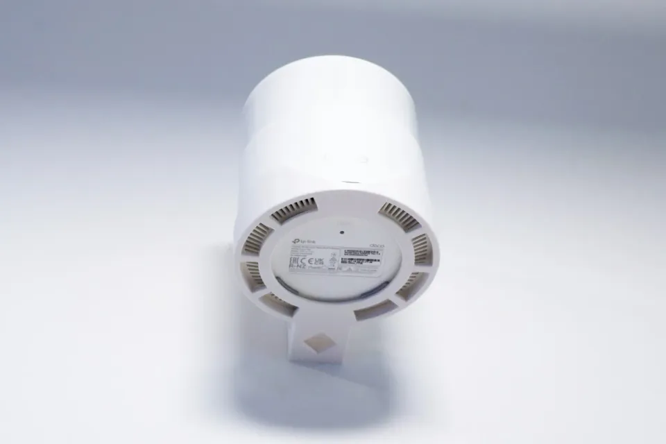 TP-LINK držák DECO X20/X50/X60/X55/X10 na stěnu bílý