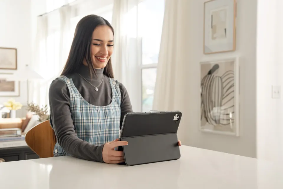 ZAGG Klávesnice Pro Keys 2 Apple iPad Pro 13 Černá CZ/SK