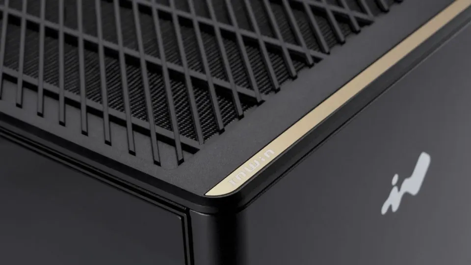 Midi ATX skříň In Win A3