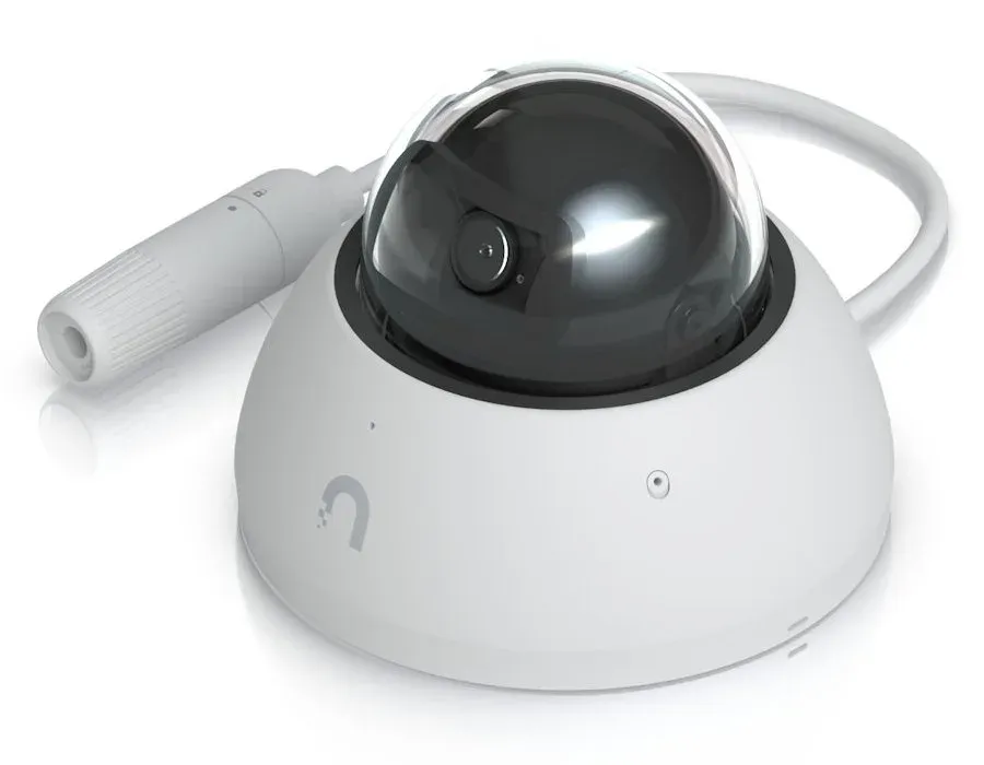 Ubiquiti UniFi AI Dome W - kamera, 8Mpx, IR LED, AI detekce, IP66, IK10 (antivandal), MicroSD slot, PoE, bílá...