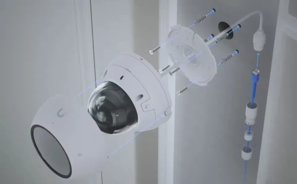 Ubiquiti UniFi AI Dome W - kamera, 8Mpx, IR LED, AI detekce, IP66, IK10 (antivandal), MicroSD slot, PoE, bílá...