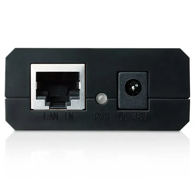 TP-Link PoE150S PoE injektor (2xGbE, 802.3af, 15,4W)