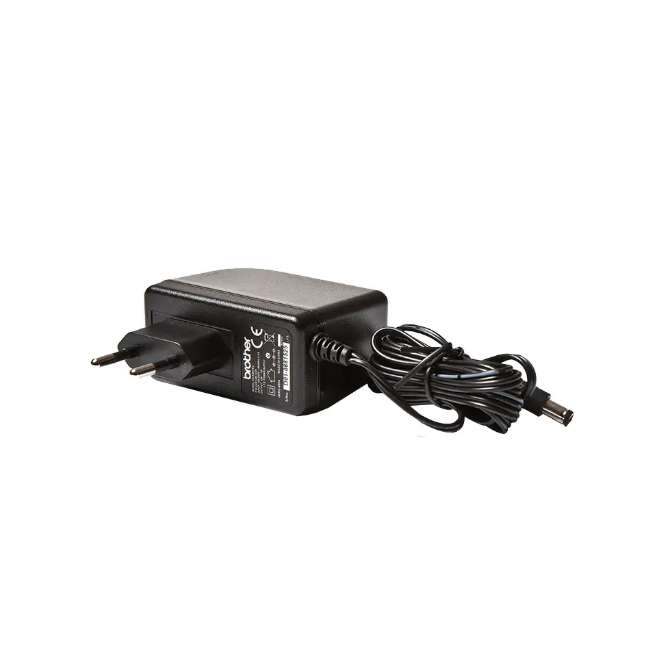 BROTHER Síťový adaptér pro PT - typ ADE001Eu (12v/2amp) (EU) - Umožňuje používat tiskárnu štítků P-touch bez baterií