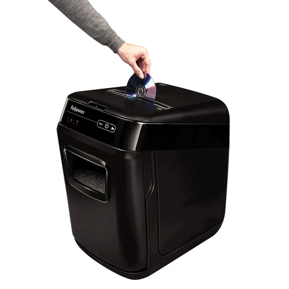 Fellowes Skartovač AutoMax 150 C 8 listů/32L/NBÚ2/křížový řez/CD