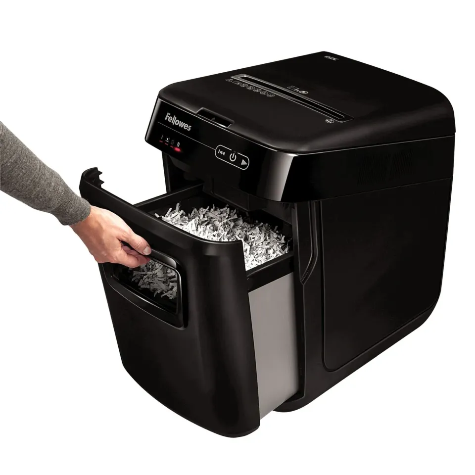 Fellowes Skartovač AutoMax 150 C 8 listů/32L/NBÚ2/křížový řez/CD