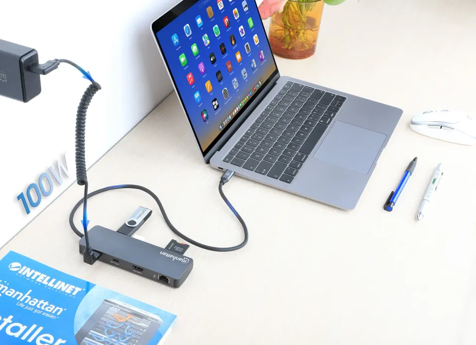 MANHATTAN Dokovací stanice USB-C 9v1, 1xHDMI, 2xUSB-C, 3xUSB, 1xRJ45, čtečka SD karet, šedá
