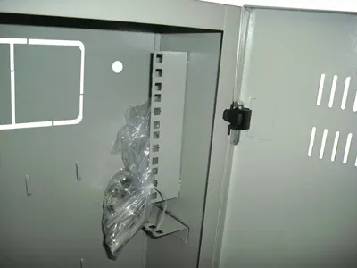 Datacom 19" rozvaděč 4U+2U/150mm plech.dveře