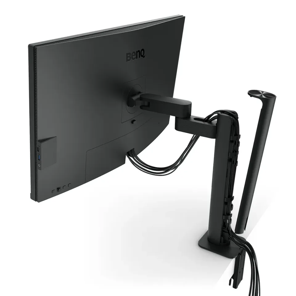 BenQ LCD PD3205UA 31,5" IPS/3840x2160/5ms/DP/HDMI/7xUSB/USB-C/výškově nastavitel