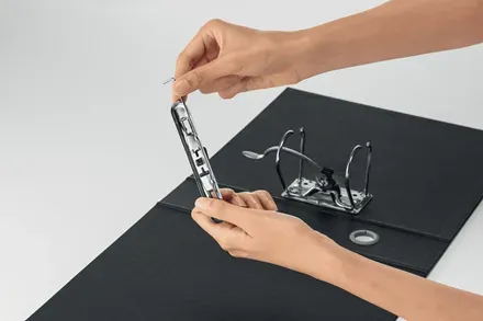 LEITZ Ekologický pákový pořadač 180° RECYCLE, 80 mm, černá
