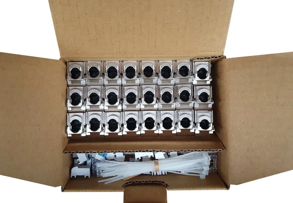 Solarix MULTIPACK 24 ks - 10G keystone CAT6A STP samořezný SXKJ-10G-STP-BK-SA
