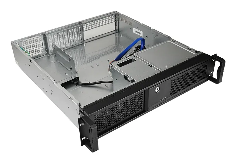 CHIEFTEC rack 19" 2U UNC-209SR-B 400W, USB 3.0, černý, s lyžinami