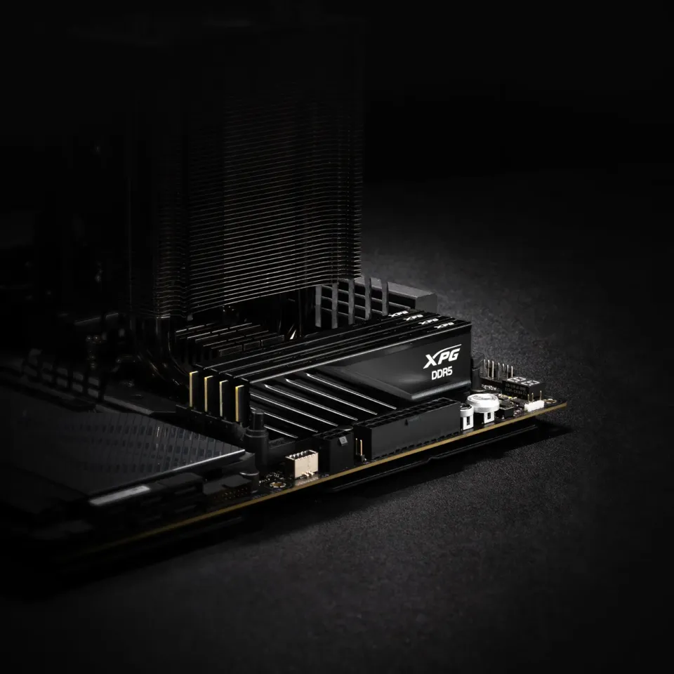 Adata Lancer BLADE/DDR5/16GB/6000MHz/CL30/1x16GB/Black