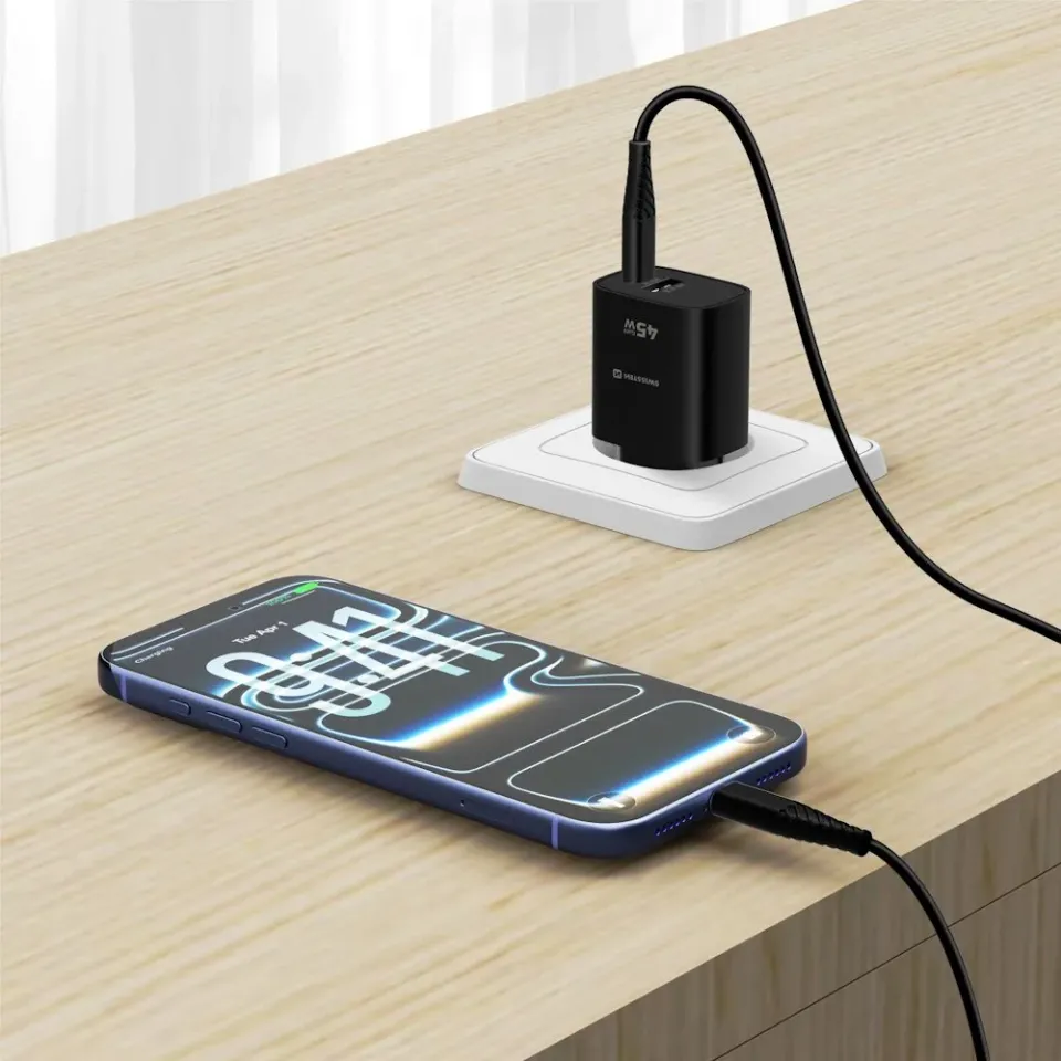 Swissten Síťový Adaptér Edge GaN 1x USB-C PD 45W + 1x USB-A 18W QC Černý