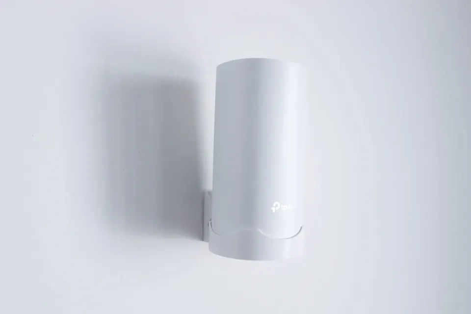 TP-Link D-M4/E4 Držák na stěnu pro DECO M4/E4/S7/P9, bílý