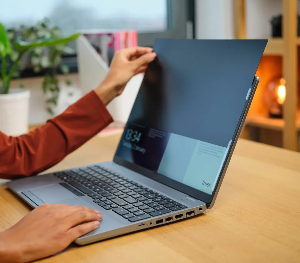 TRUST privátní filtr PRIMO pro 15.6" Displej