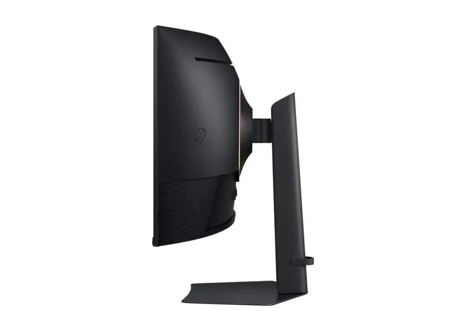 Samsung Odyssey G7/LS40FG750EUXEN/40"/VA/wUHD/180Hz/1ms/Černá/3R