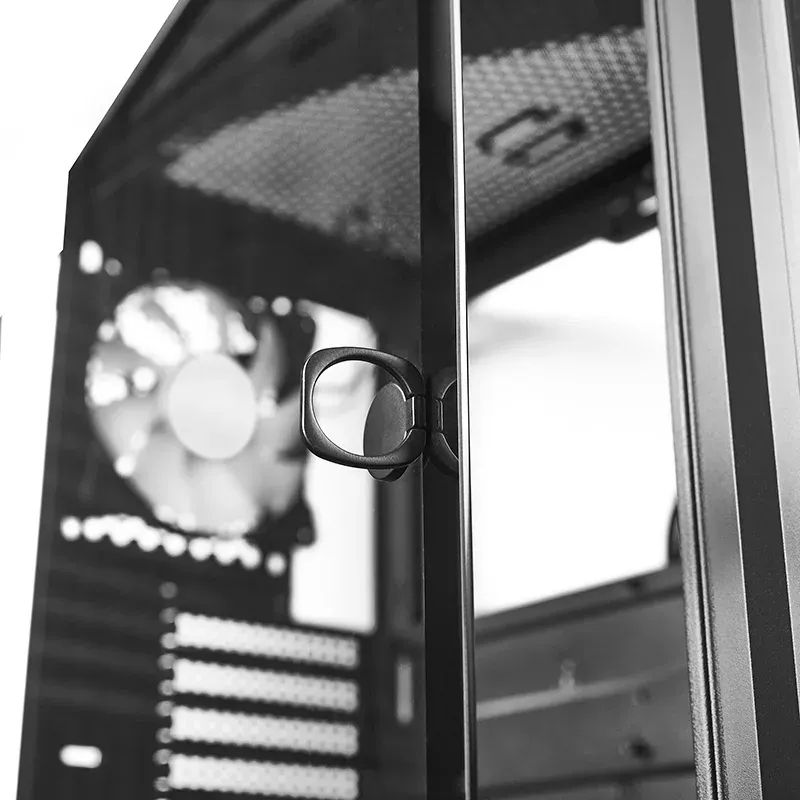 CHIEFTEC ATX GS-02B-OP / ARGB / 4x120 mm / USB 3.0 / USB-C / černý