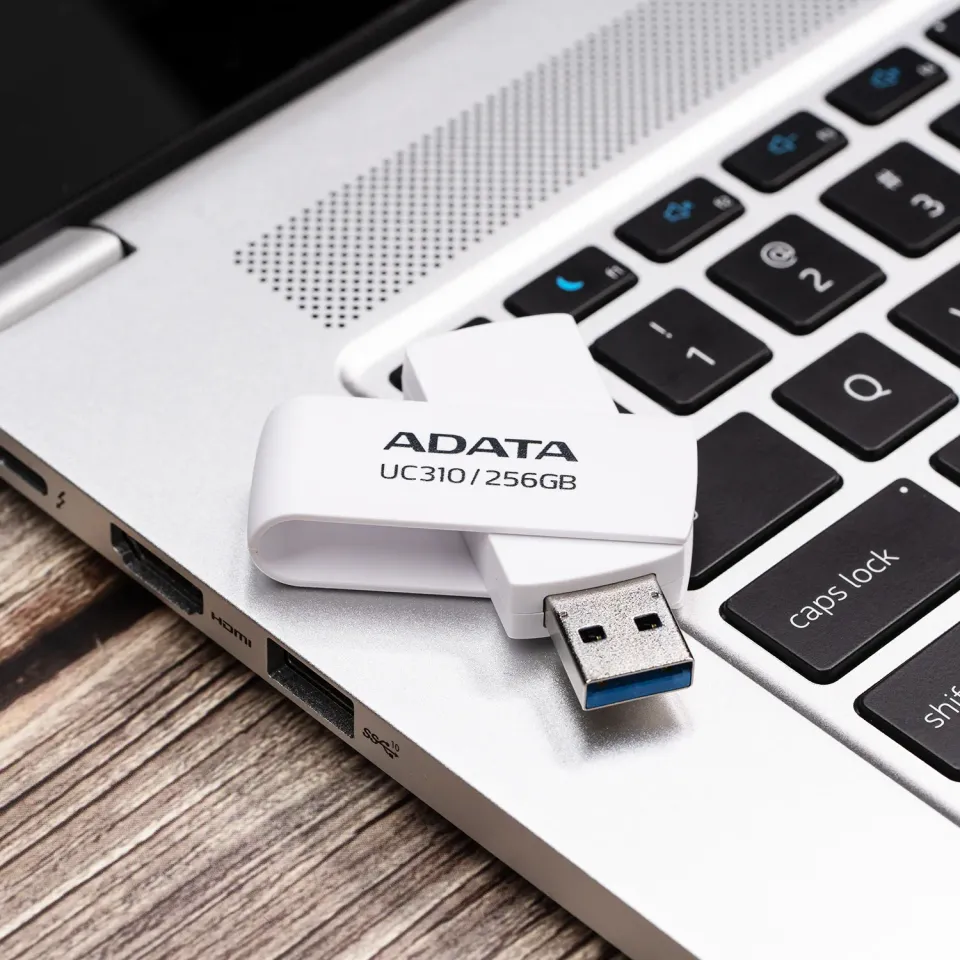 ADATA UC310/256GB/USB 3.2/USB-A/Bílá