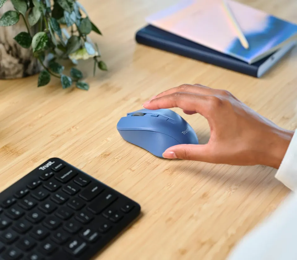 TRUST myš Mydo tichá bezdrátová myš, optická, USB, modrá