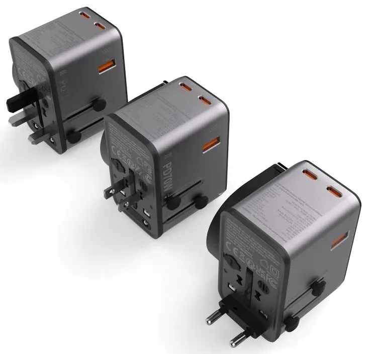 PATONA cestovní adaptér 3x USB-C, 1x USB, vyměnitelné zástrčky EU/UK/US: Typ C, G, A/B, Power delivery 70W