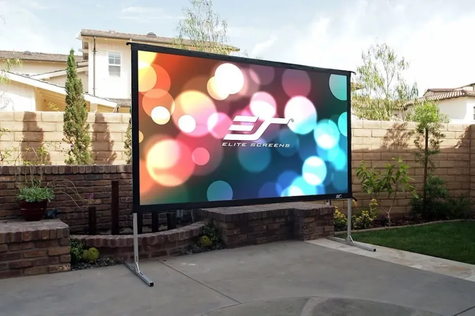ELITE SCREENS plátno mobilní outdoor stativ 100" (254cm)/ 16:9/ 124,5×221,5cm/ hliníkový rám/ gain 1.1/ CineWhite