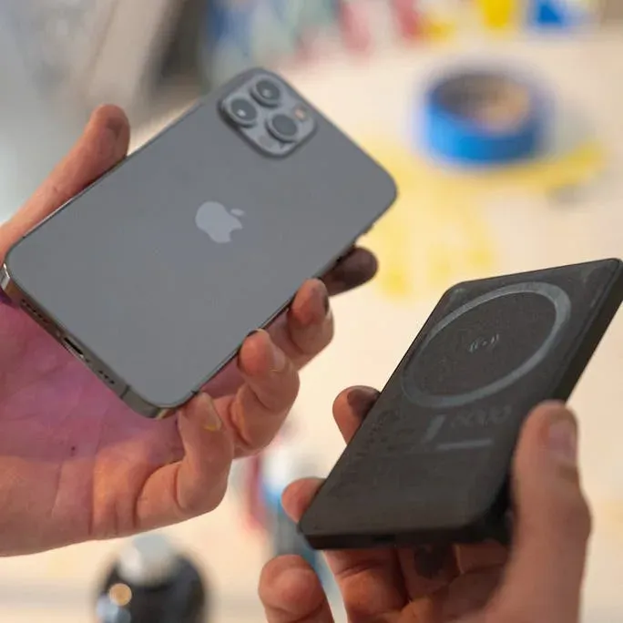 ZAGG Mophie snap+ Juicepack mini - 5k - černá