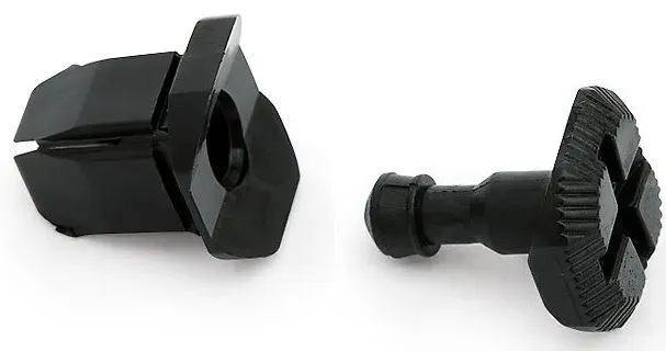 19' záslepka 1U plastový zámek, síto 75%-4mm