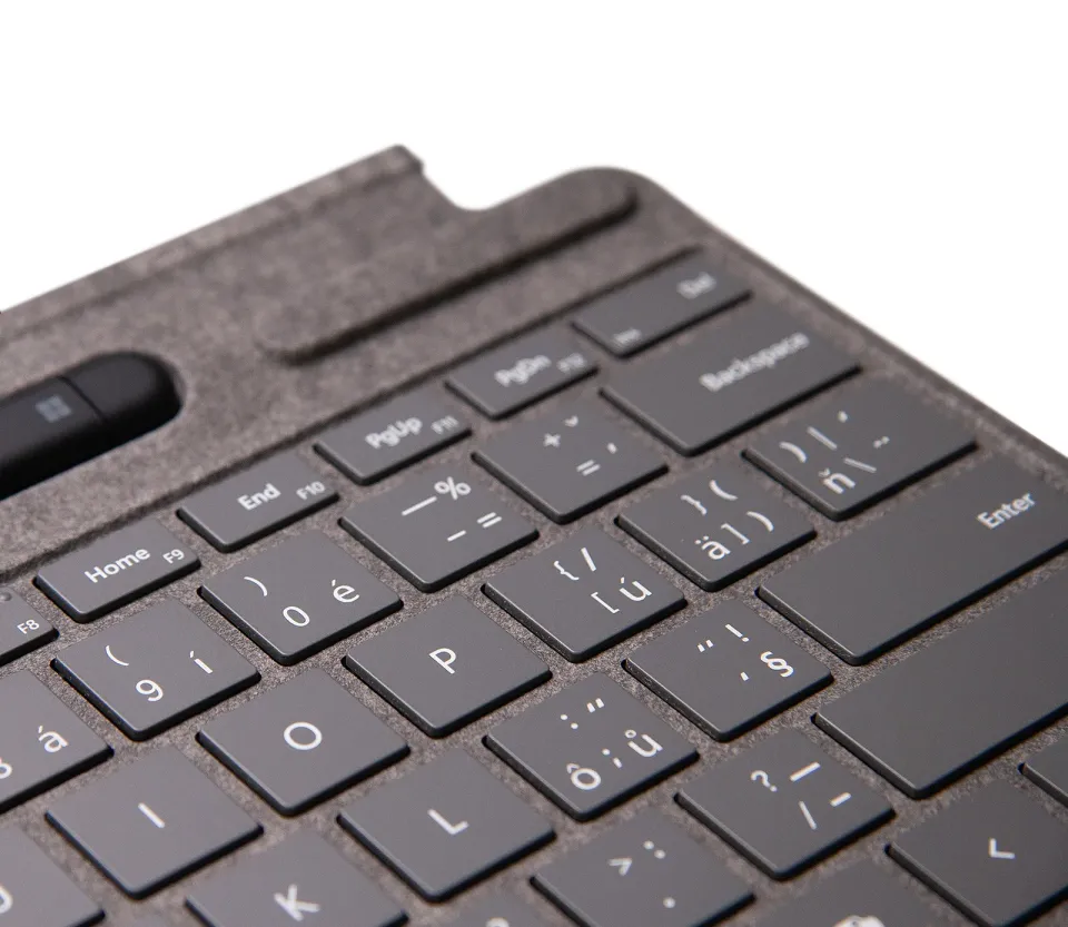 Microsoft Surface Pro Keyboard + Slim Pen 2 Bundle (Platinum), Commercial, CZ&SK