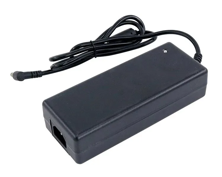 XtendLan Zdroj 100-240 VAC/50-60Hz, výstup 52V/3A DC, jack 5.5/2.1mm, adaptér