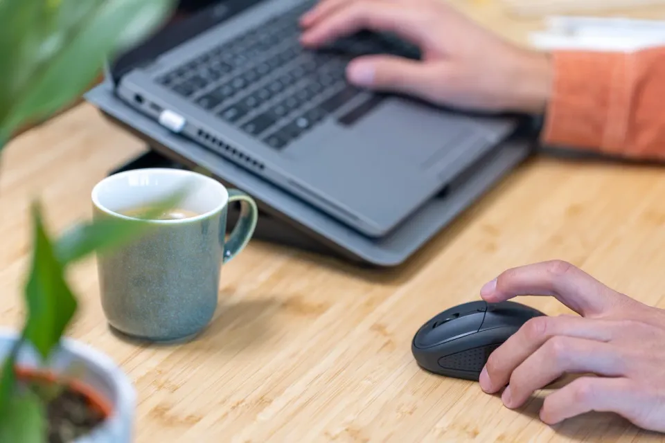 TRUST Myš PRIMO WIRELESS MOUSE MATT BLUE, USB, bezdrátová