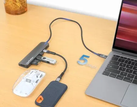 MANHATTAN Dokovací stanice USB-C 7v1, 1xHDMI, 2xUSB-C, 2xUSB, čtečka SD karet, šedá