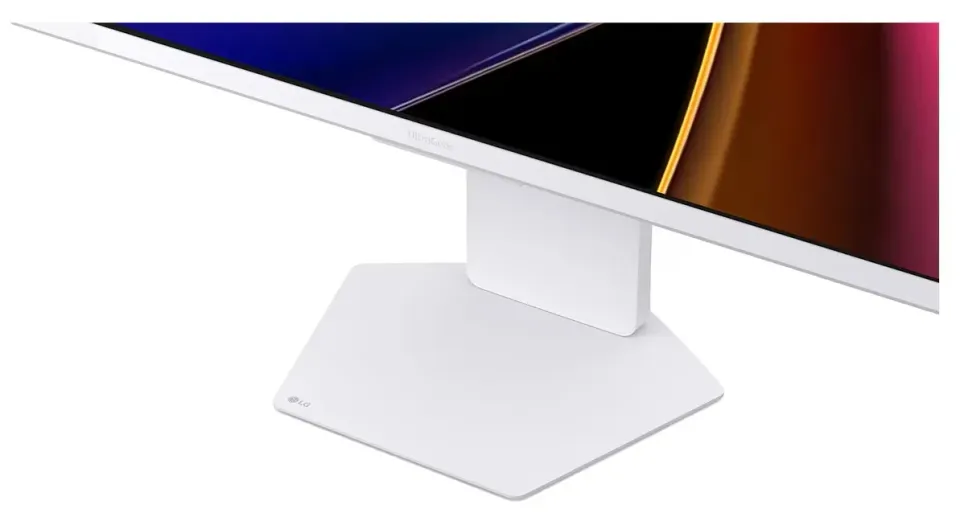 LG UltraGear/32G810SA-W/31,5"/IPS/4K UHD/144Hz/1ms/White/2R