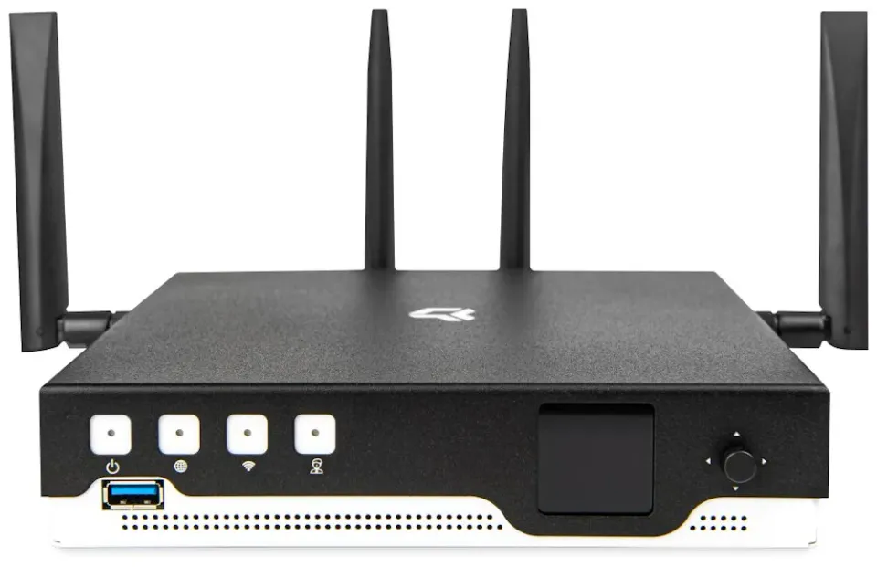 Turris Omnia NG, 4x 2,5 GbE, 1x WAN SFP+, USB 3.0, slot M.2, 2.4GHz Wi-Fi 6, 5GHz Wi-Fi 7