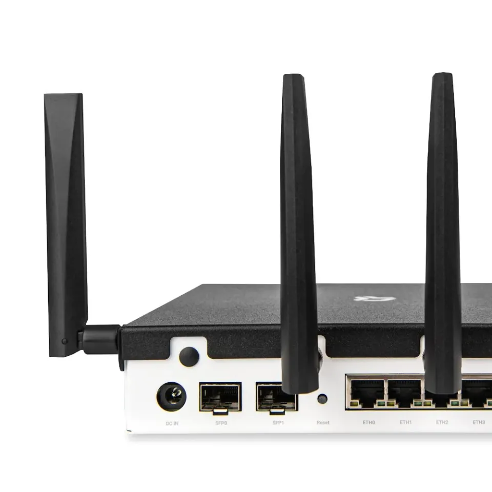 Turris Omnia NG, 4x 2,5 GbE, 1x WAN SFP+, USB 3.0, slot M.2, 2.4GHz Wi-Fi 6, 5GHz Wi-Fi 7