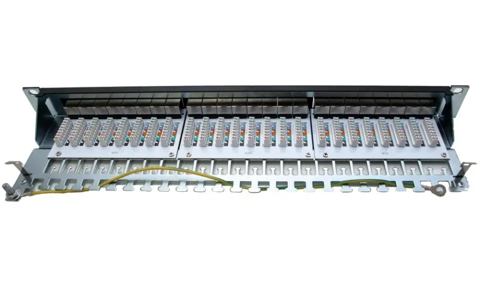 XtendLan Patch panel 19", 24 portů, Cat6a, stíněný, černý