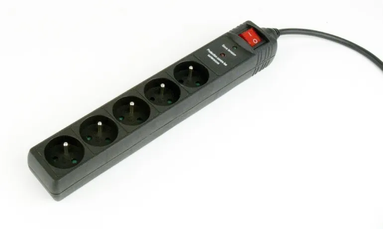 Gembird Surge protector, 5 outlets, 3m, black