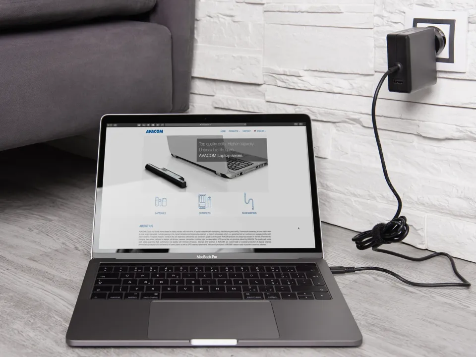 AVACOM Nabíjecí adaptér USB Type-C 65W Power Delivery + USB A