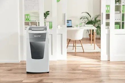LEITZ Skartovač IQ Autofeed Office Pro 600 P5