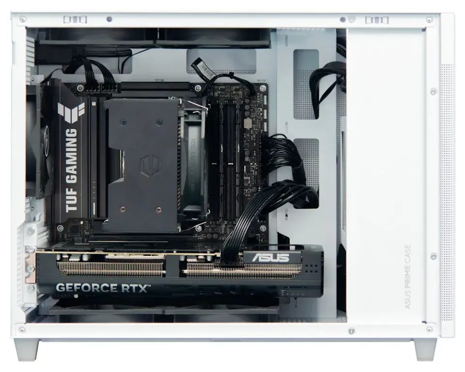 HAL3000 Alfa Gamer Micro Air White / AMD Ryzen 7 9800X3D/ 32GB DDR5/ RTX 5070 Ti/ 2TB PCIe4 SSD/ WiFi/ W11