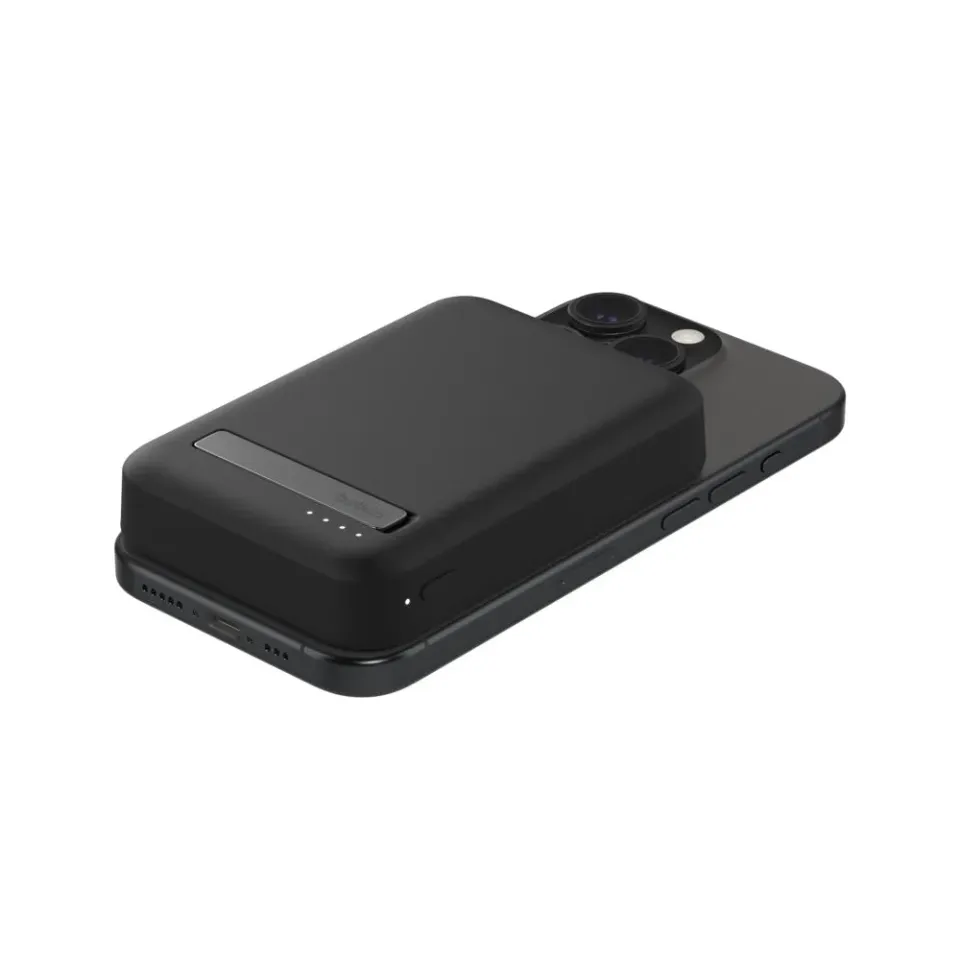 Belkin BOOST CHARGE Qi2 Magnetická Bezdrátová PowerBanka se stojánkem, 8000mAh,