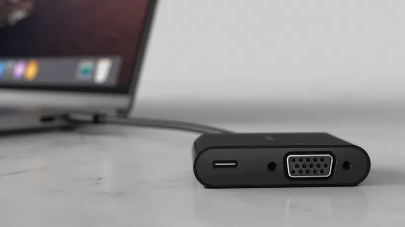 Belkin USB-C adaptér na VGA + 60W napájení, černá