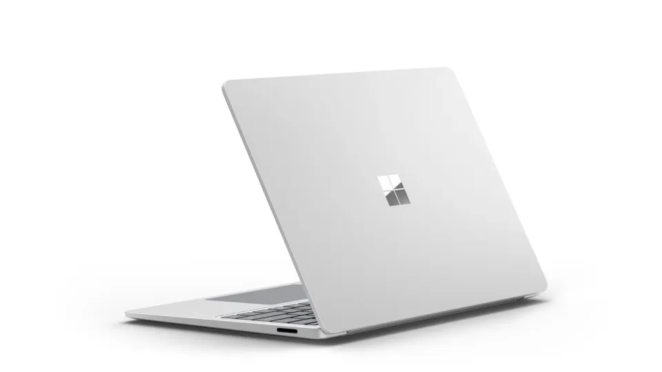 Microsoft Surface Laptop 13.8" (7. edice)/U7-266V/13,8"/2304x1536/T/16GB/256GB/Intel int/W11P/Platin