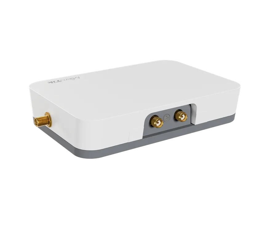 MikroTik RB924iR-2nD-BT5&BG770A&R11e-LR8G, KNOT LR8G kit