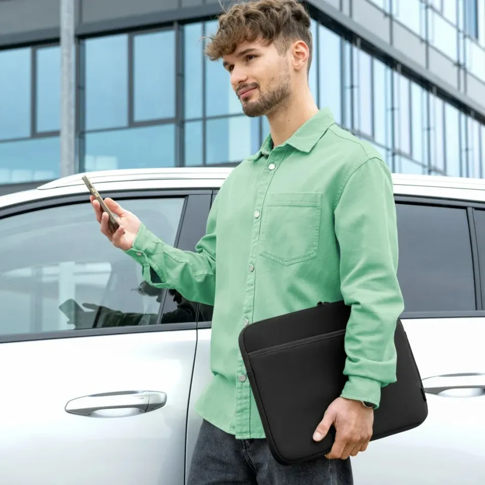 Hama Neoprene obal na notebook, do 14,1", predné vrecko, čierny