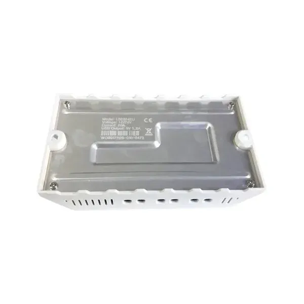 EPEVER LS2024EU solární PWM regulátor 12/24V, 20A, vstup 30V/50V
