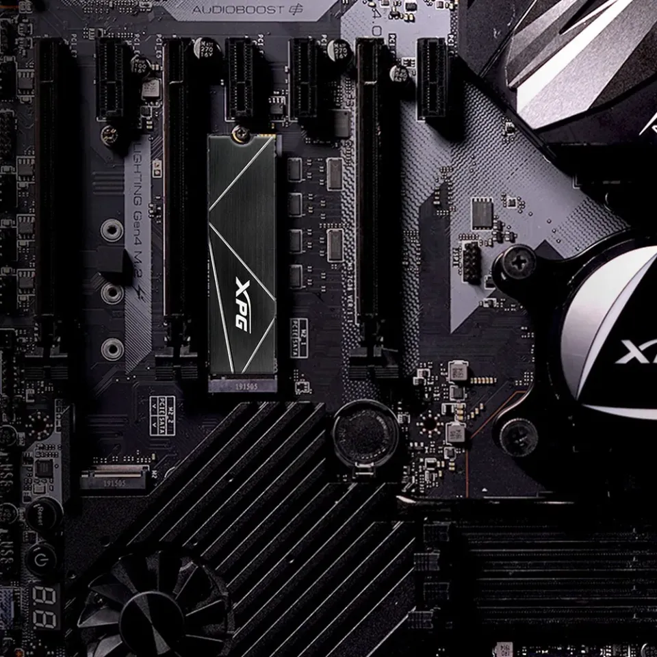 ADATA SSD 512GB XPG GAMMIX S70 Blade, PCIe Gen4x4 M.2 2280, (R:7200/ W:2600MB/s)